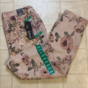 NWT Buffalo Floral Ankle Pants SZ 12